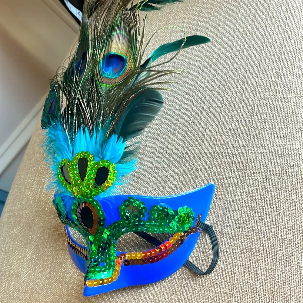 PEACOCK MASQUERADE MASK